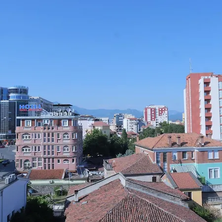 Horizont Premium 아파트호텔 3*