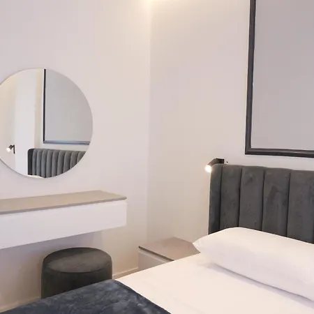 Horizont Premium 아파트호텔 Shkodër